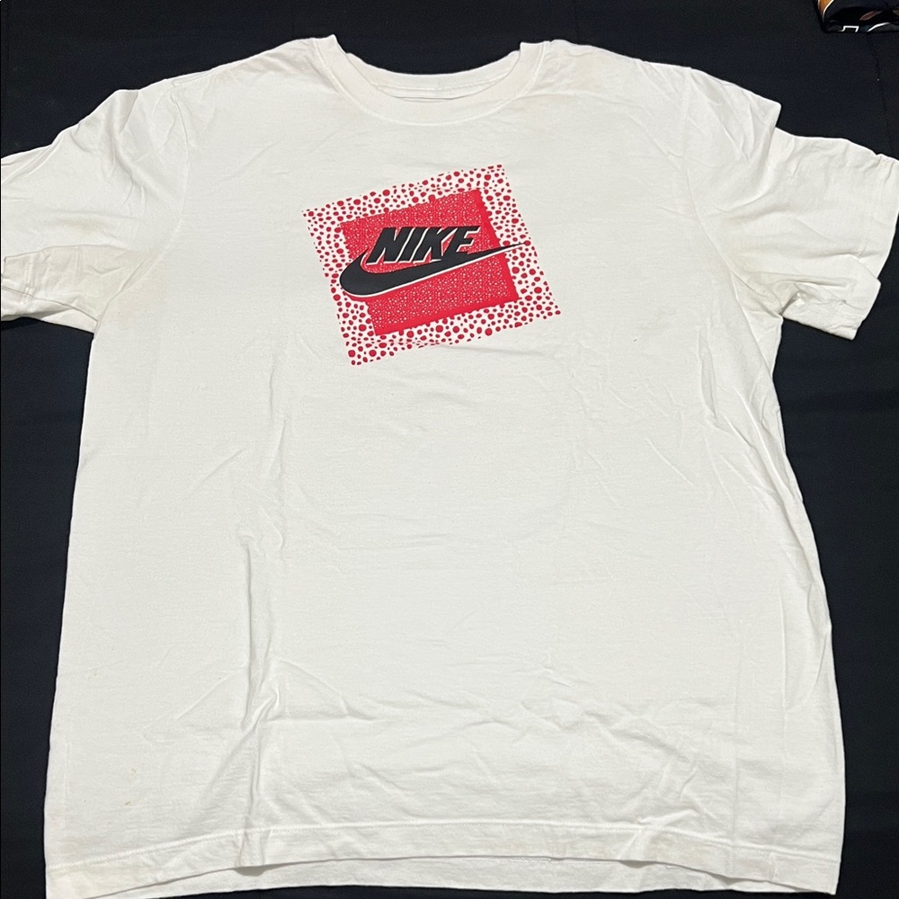 Nike Men's White Tee with Red Graphic